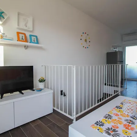 Apartman Lovely In Okrug Gornji