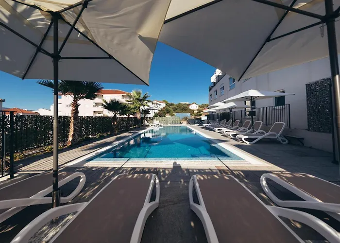 Lovely In Okrug Gornji Apartment Trogir